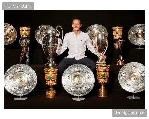 蒂亚戈·阿尔坎塔拉重返赛场表现稳健,助球队全力冲击赛季冠军 蒂亚戈·阿尔坎塔拉重返赛场表现稳健,助球队全力冲击赛季冠军